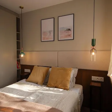 Przytulne Mieszkanie Z Widokiem Na Park Praski * وارسو