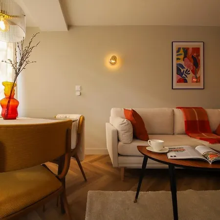 Przytulne Mieszkanie Z Widokiem Na Park Praski شقة