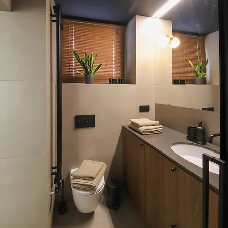 Przytulne Mieszkanie Z Widokiem Na Park Praski 公寓